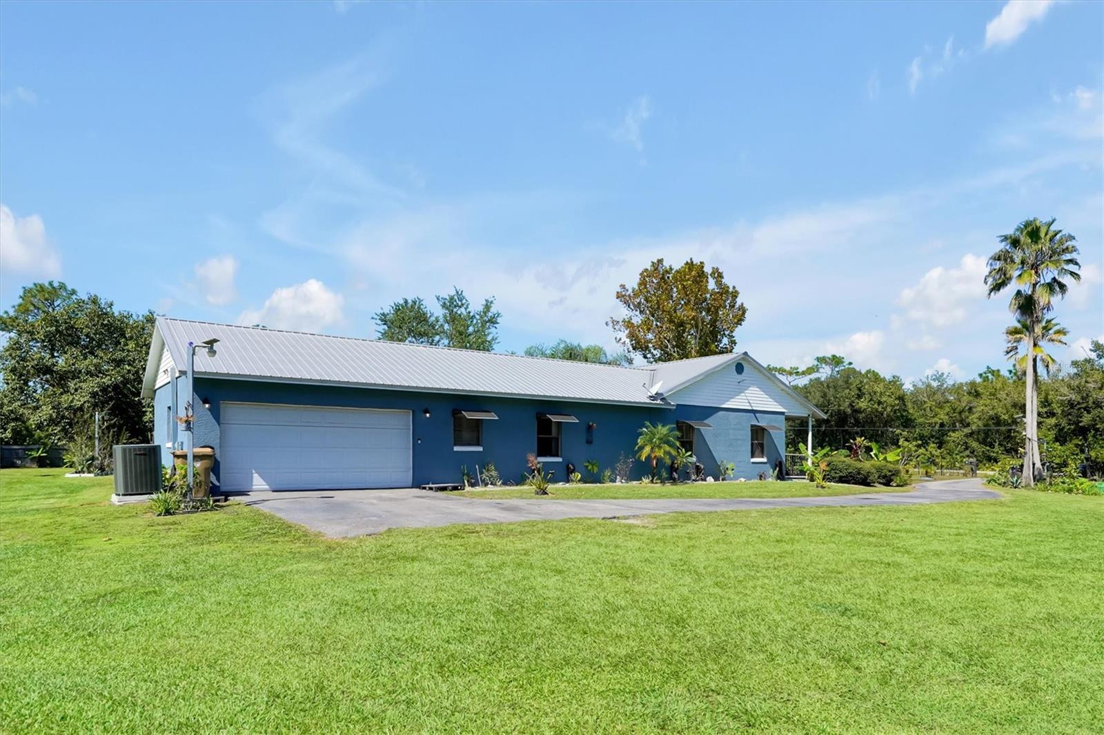 Listing photo id 35 for 4540 Pine Tree Dr