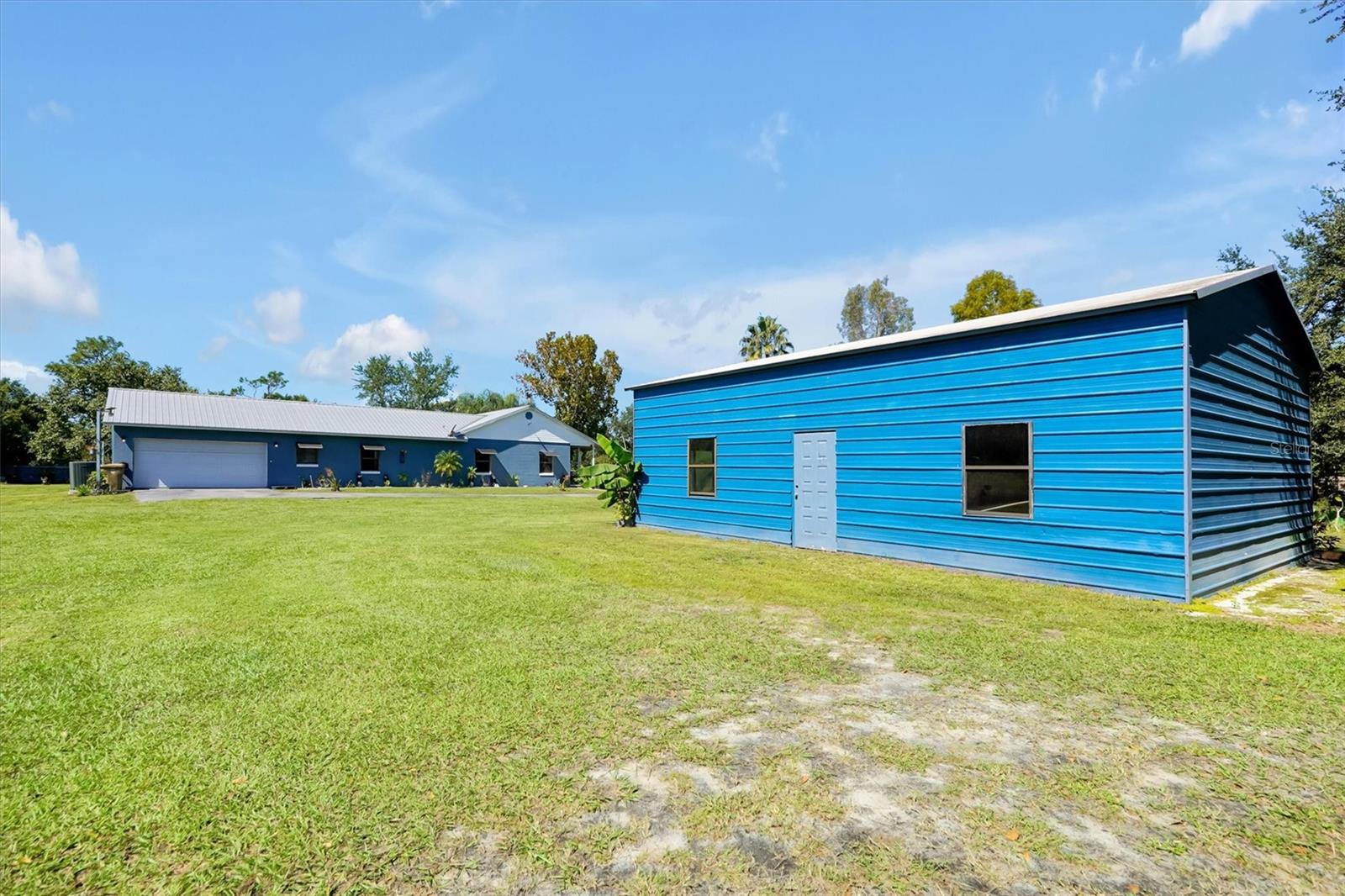 Listing photo id 43 for 4540 Pine Tree Dr