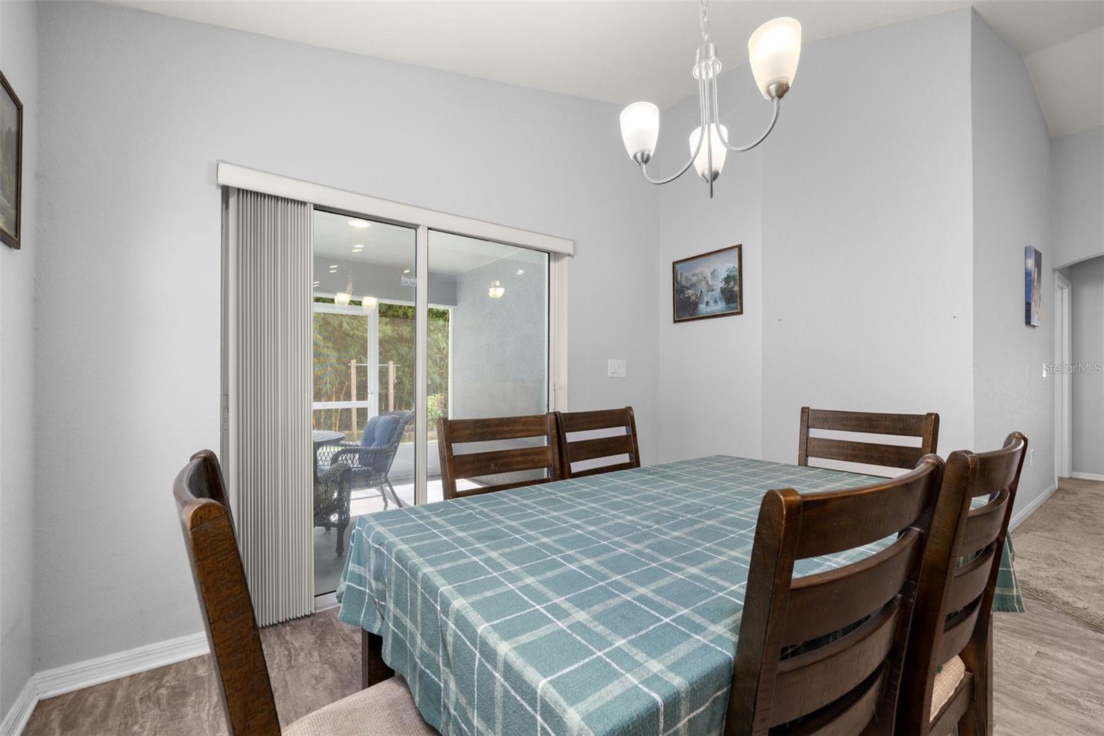 Image 33 of 43 For 1052 Rivershore Avenue