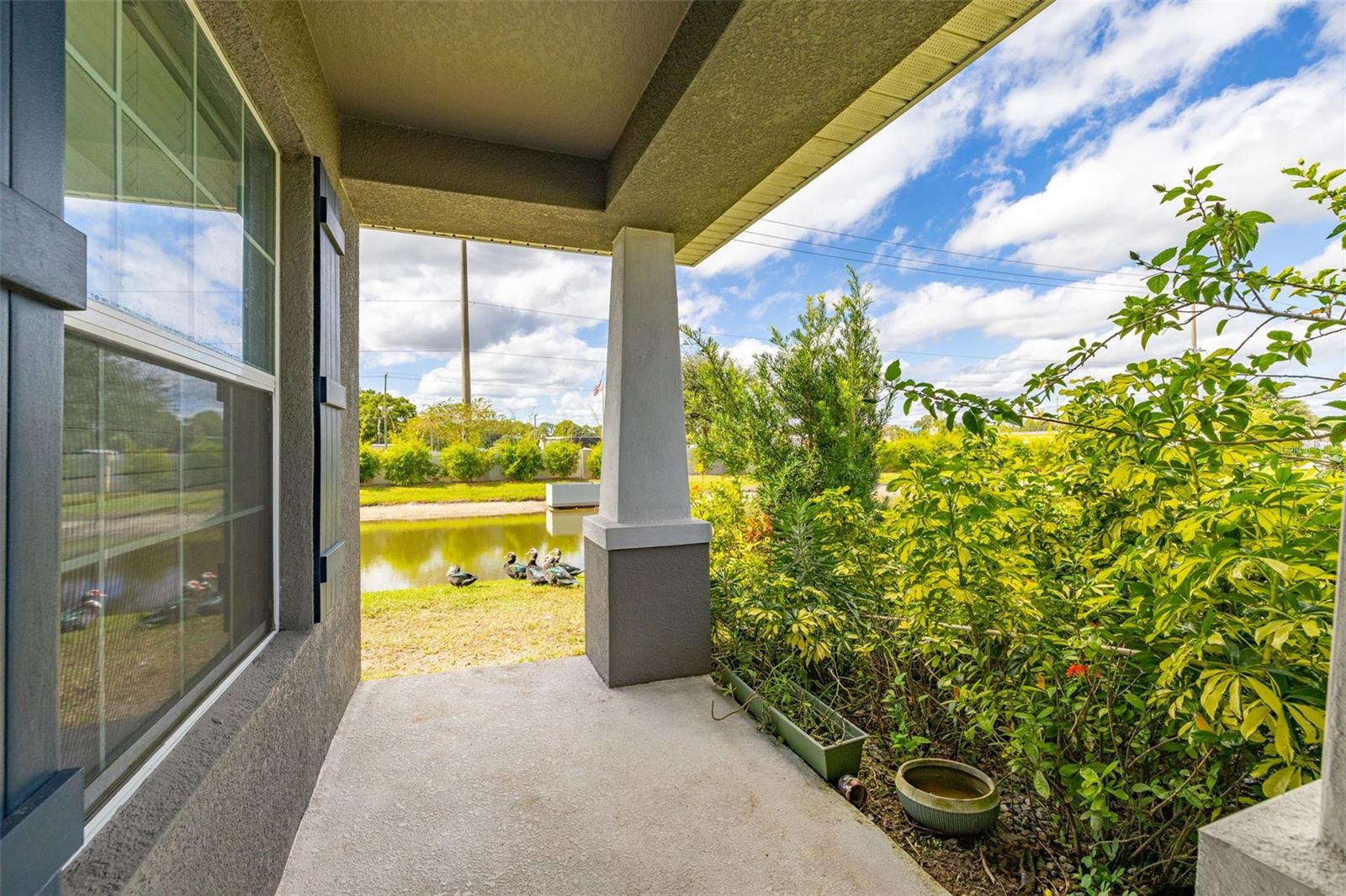 Image 5 of 43 For 1052 Rivershore Avenue