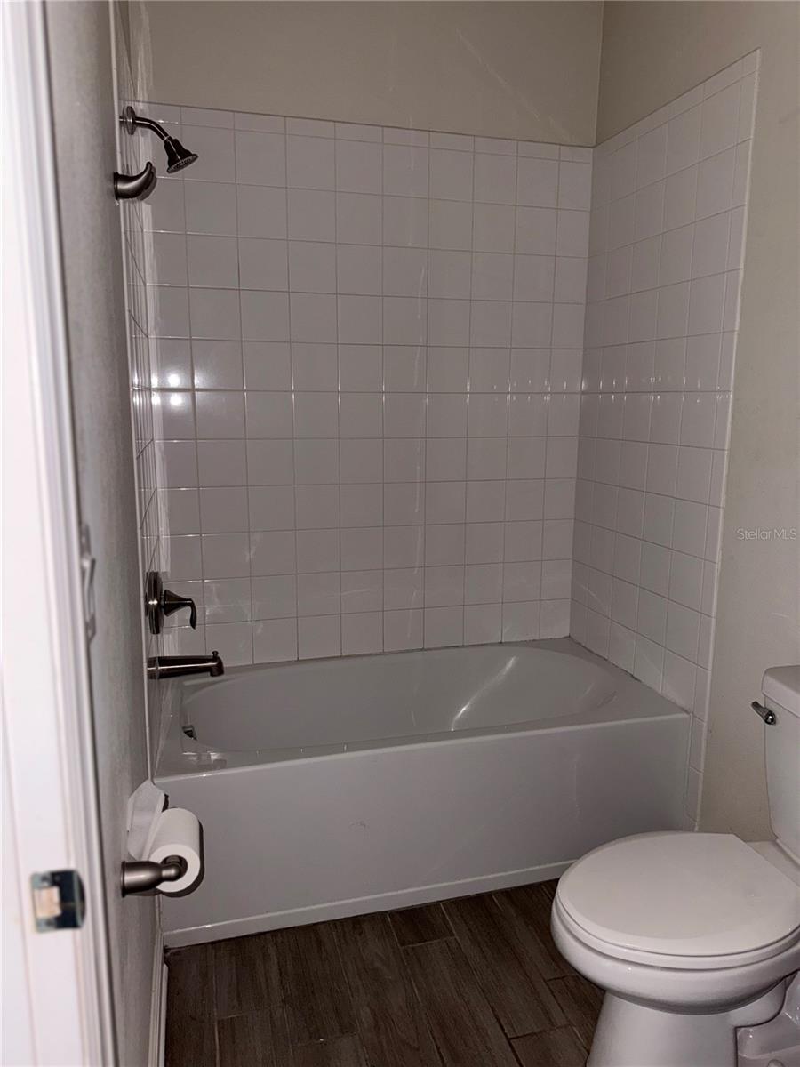 Image 13 of 52 For 2621 Camden Park Loop