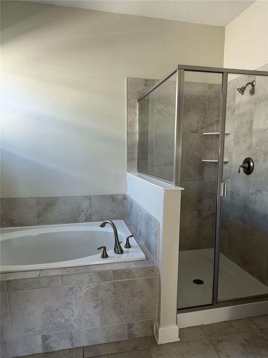 Image 31 of 52 For 2621 Camden Park Loop