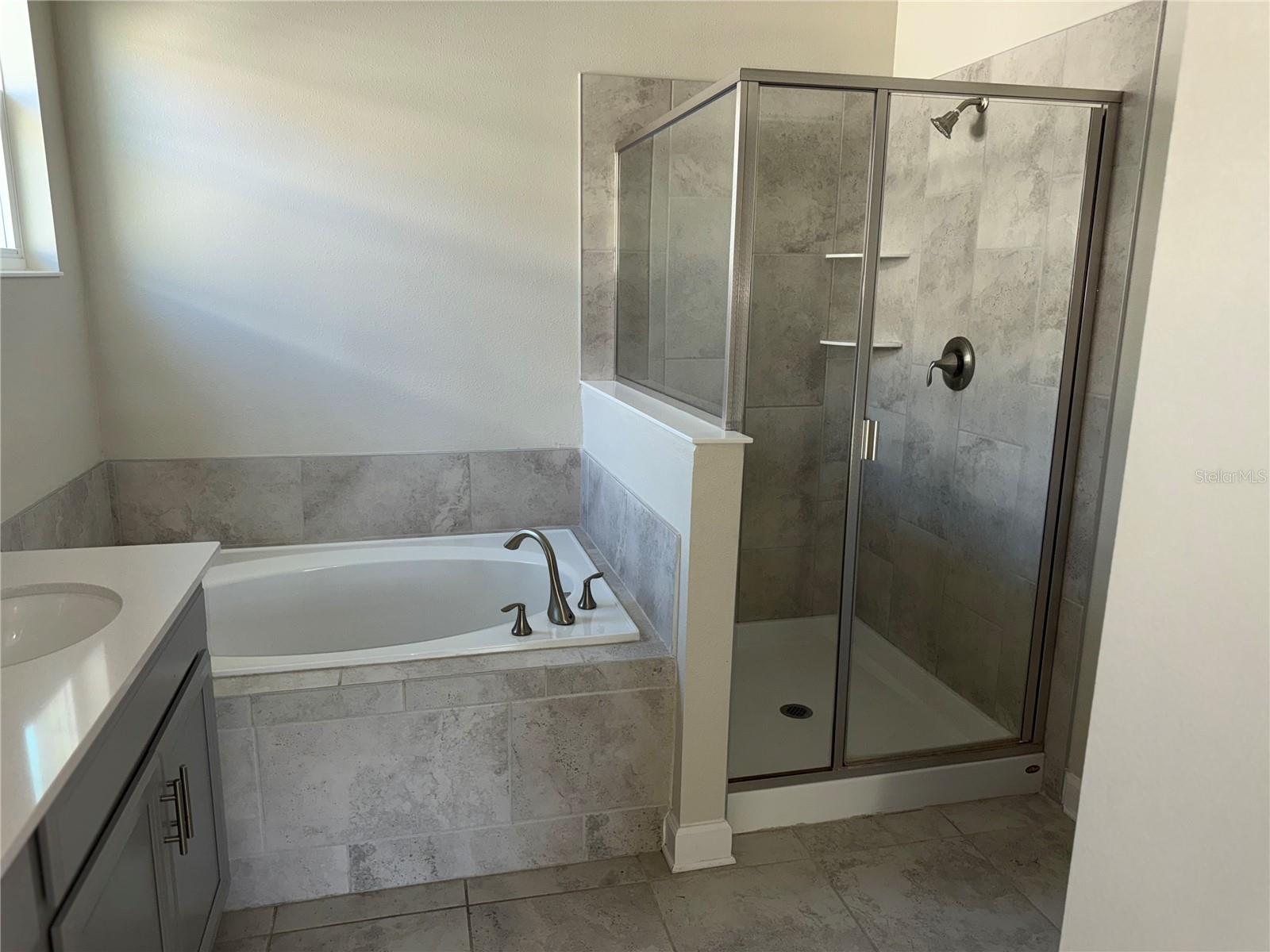 Image 34 of 52 For 2621 Camden Park Loop