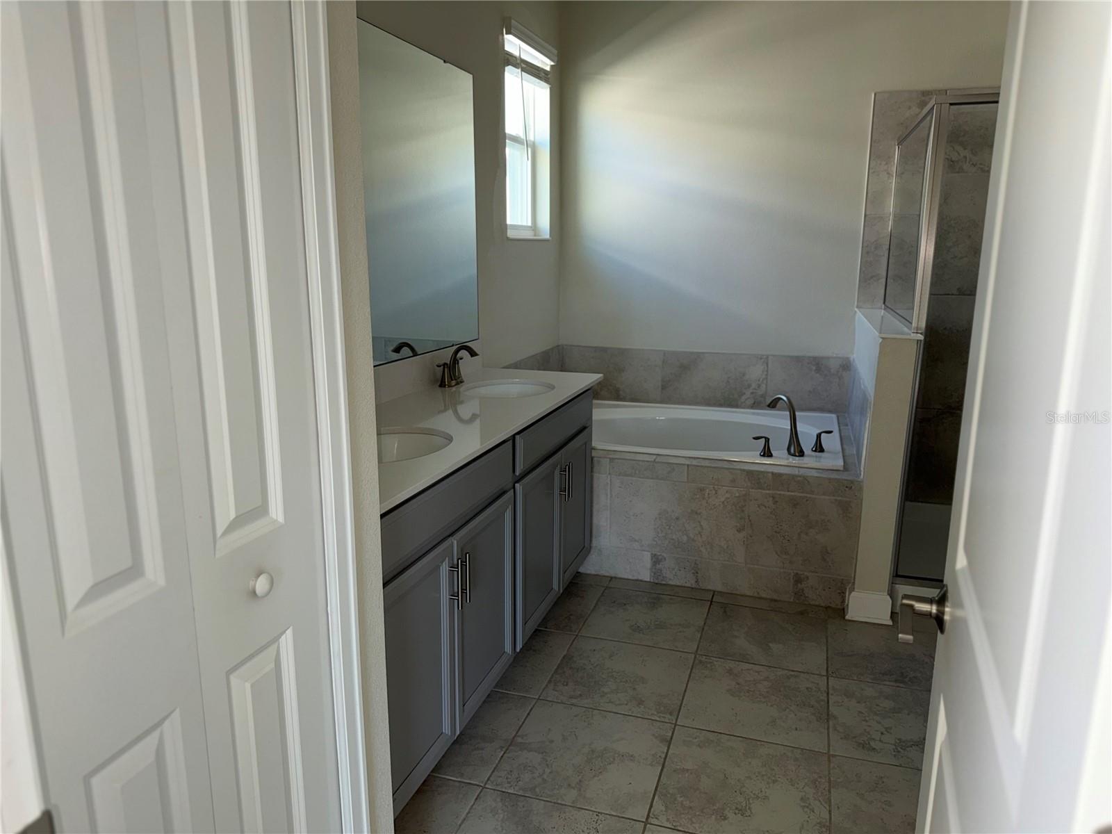 Image 36 of 52 For 2621 Camden Park Loop