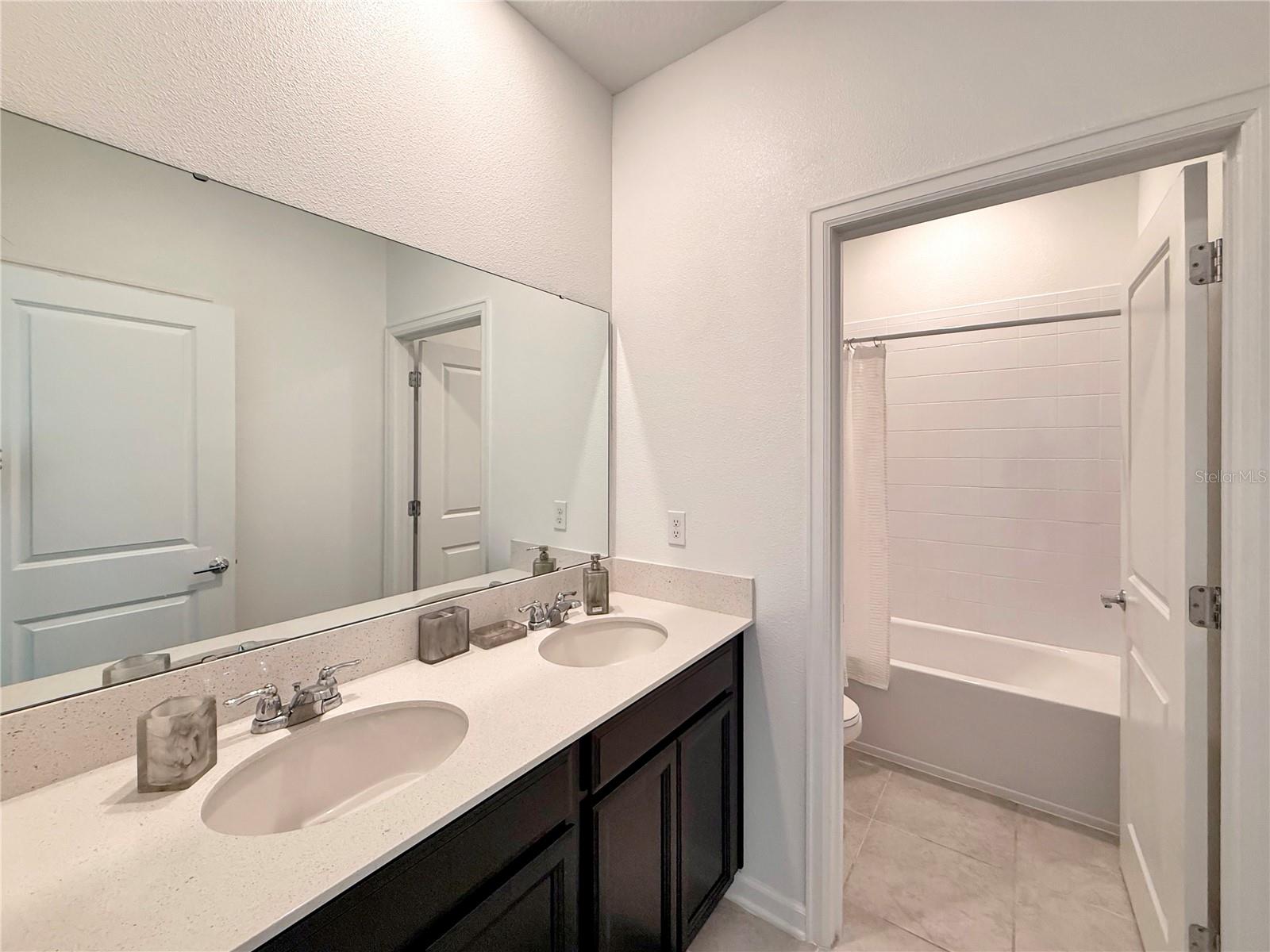 Image 51 of 65 For 4411 Holstein Street