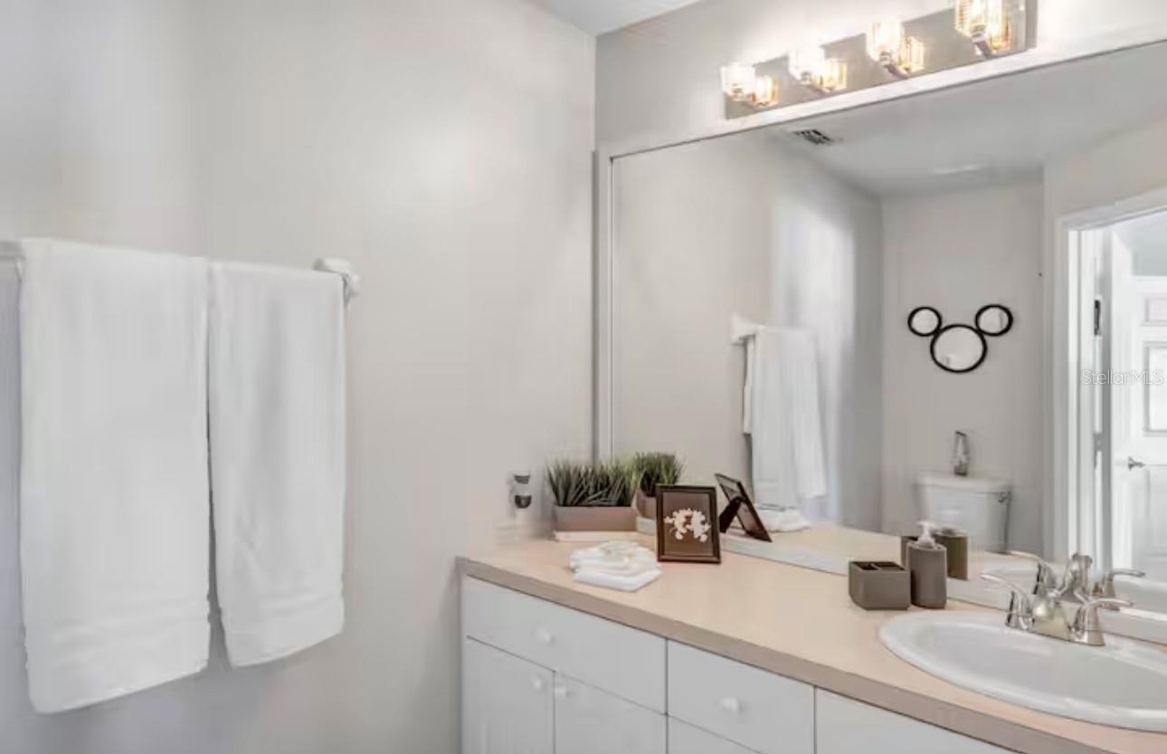Image 17 of 47 For 8117 Princess Palm Lane