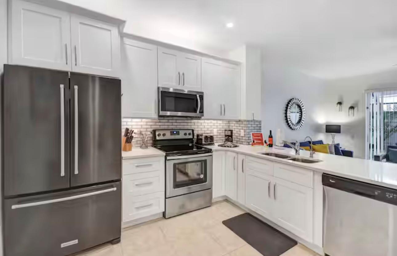 Image 8 of 47 For 8117 Princess Palm Lane