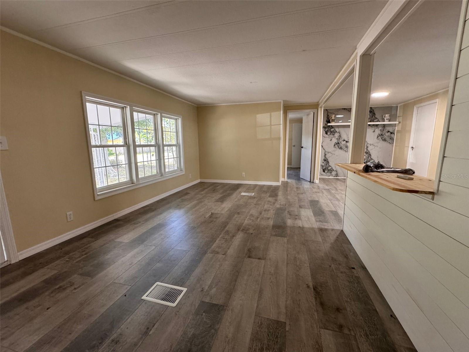 Image 12 of 21 For 636 4th Street