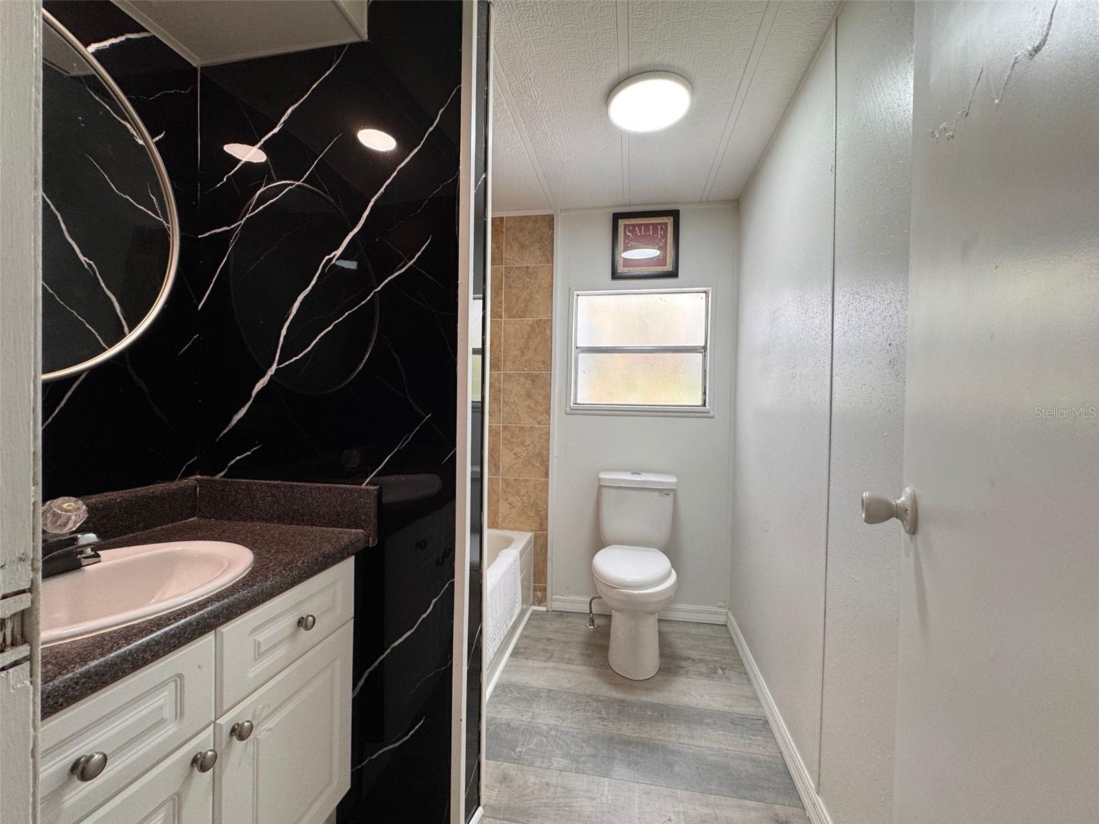 Image 13 of 21 For 636 4th Street