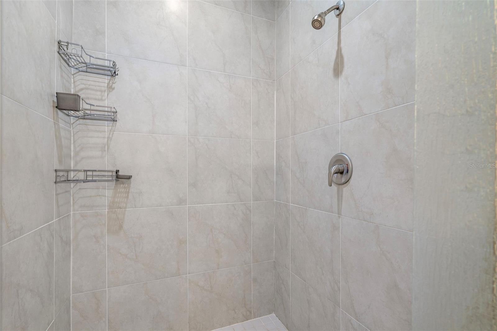 Image 14 of 32 For 371 Elderberry Court