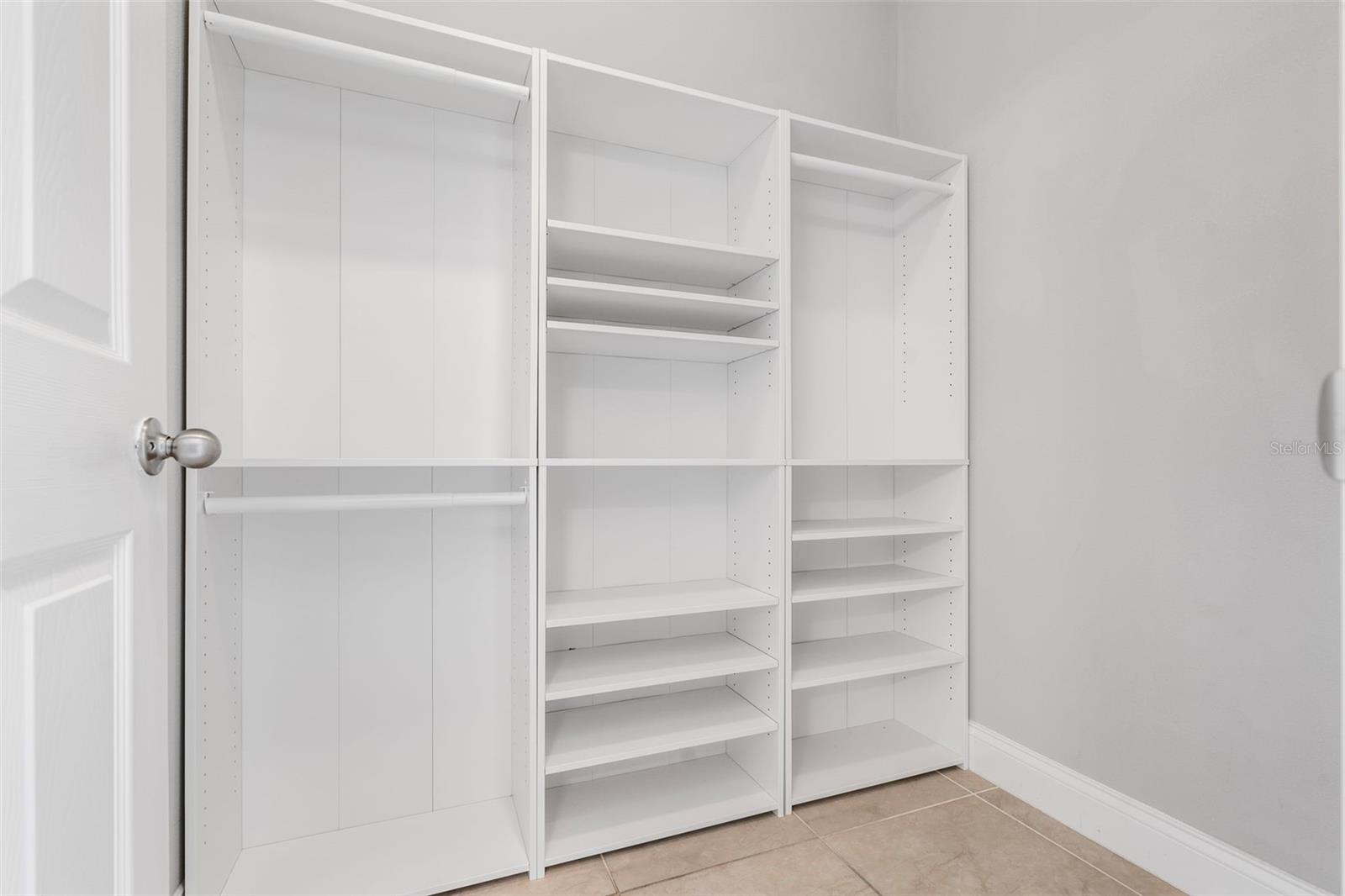 Image 15 of 32 For 371 Elderberry Court