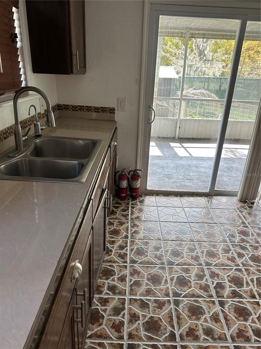 Image 3 of 10 For 705 Rosedale Avenue