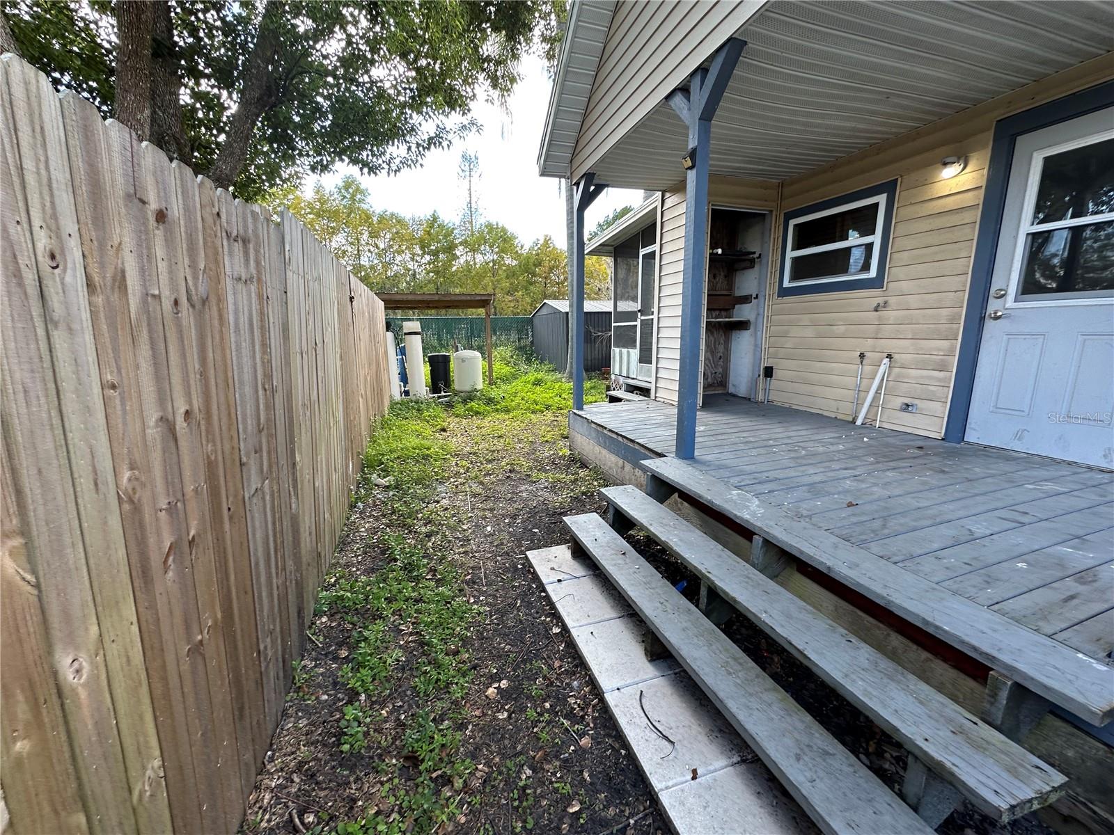 Image 9 of 10 For 705 Rosedale Avenue