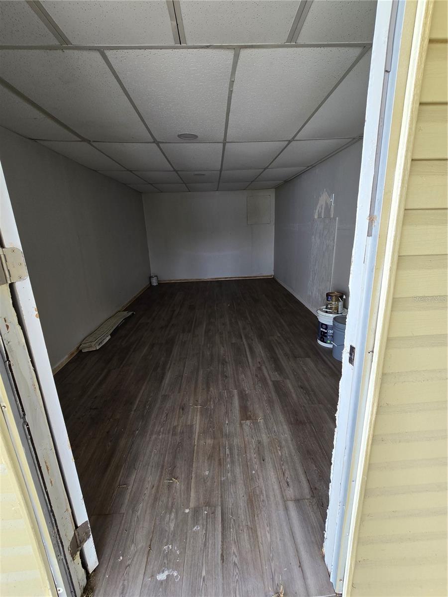 Image 4 of 12 For 114 Venus Avenue