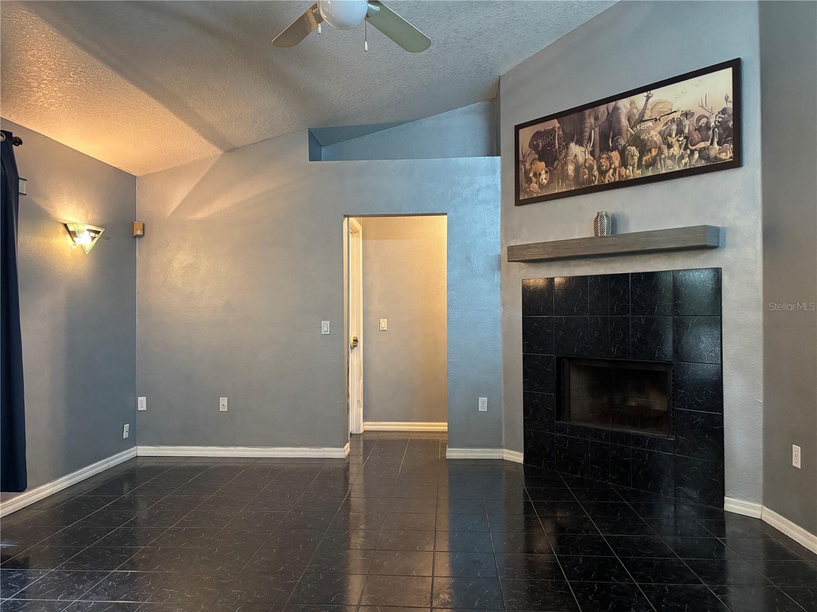Image 5 of 22 For 1315 Patricia Street