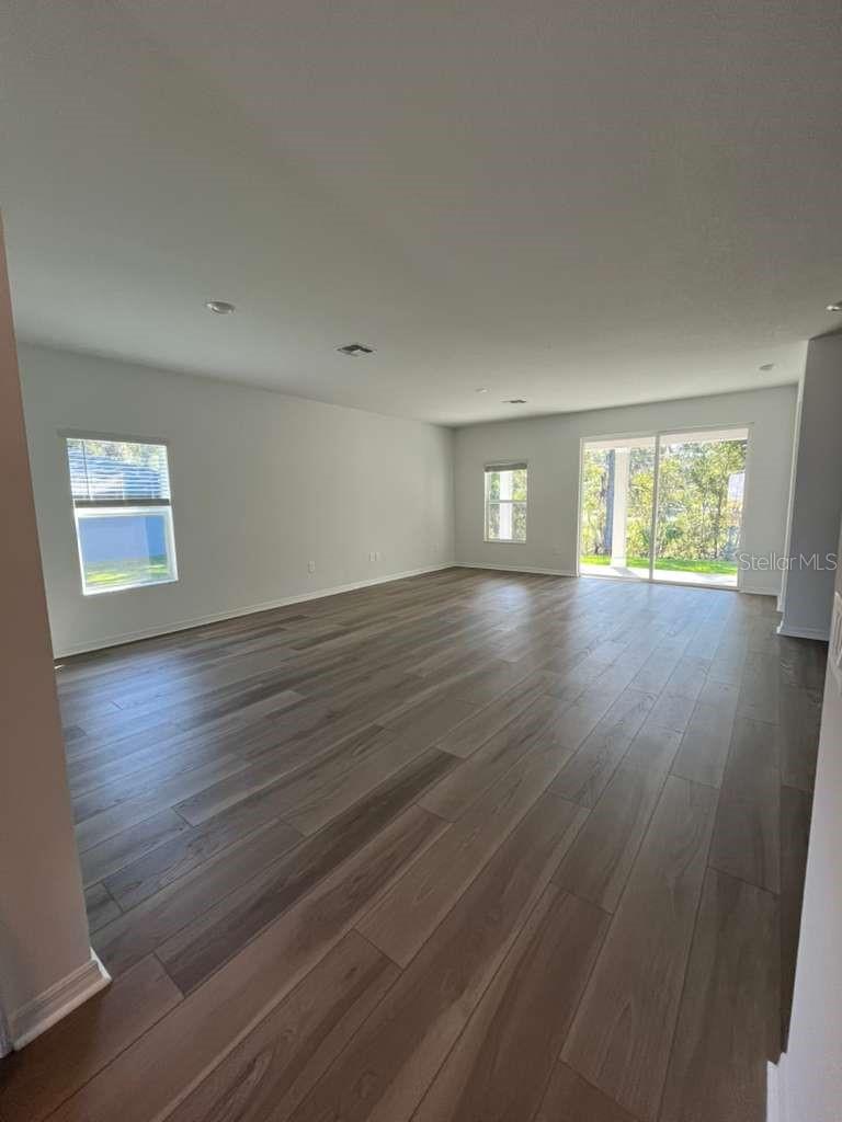 Image 3 of 12 For 8273 196 Court