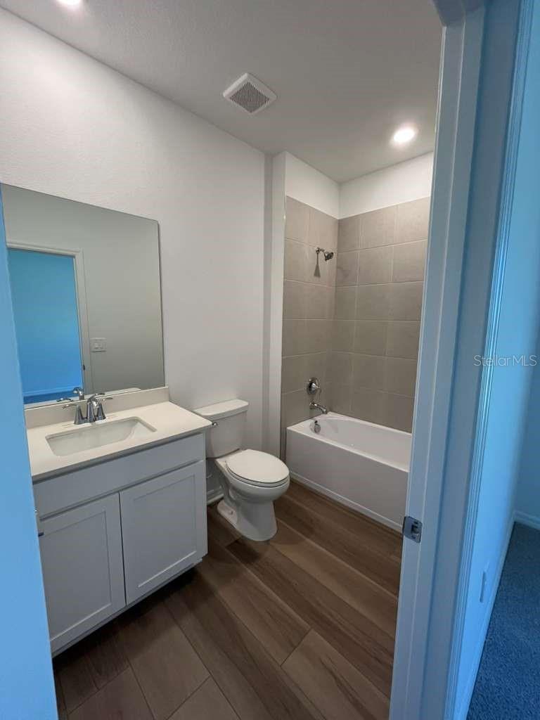 Image 6 of 12 For 8273 196 Court