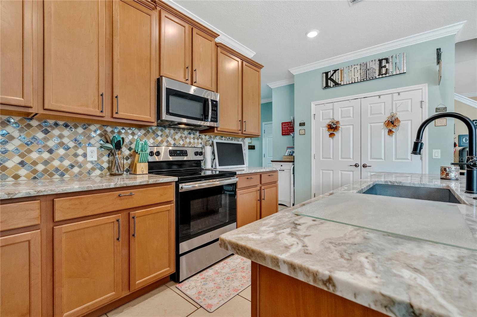 Image 13 of 52 For 2899 Parkfield Road