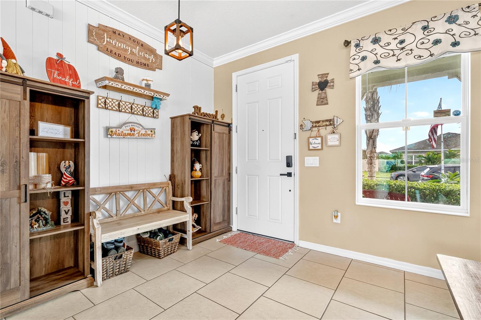 Image 4 of 52 For 2899 Parkfield Road