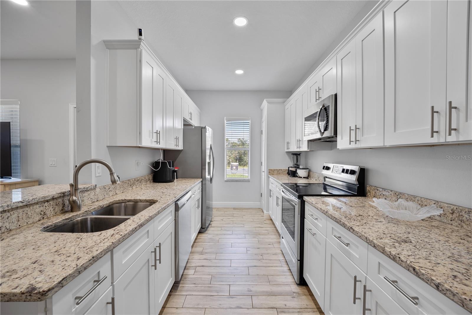 Image 13 of 27 For 3842 Phillips Road