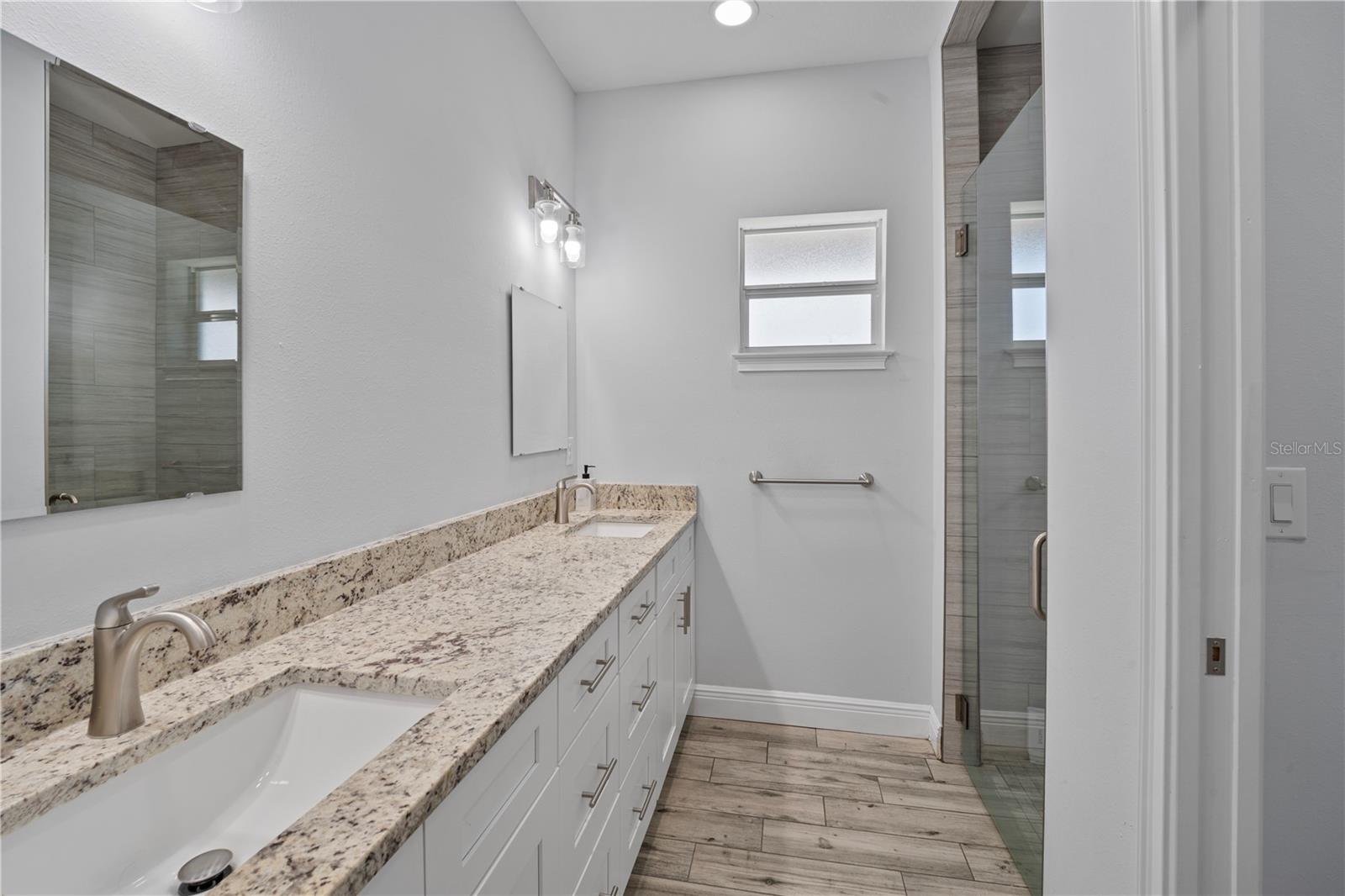 Image 8 of 27 For 3842 Phillips Road