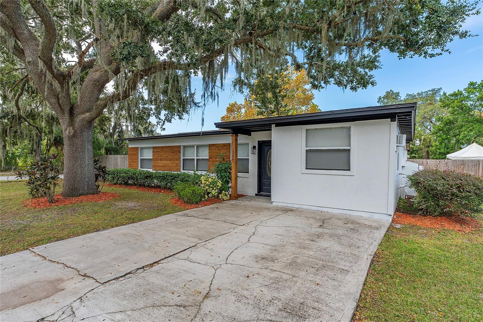 Image 3 of 34 For 1246 Oleander Street