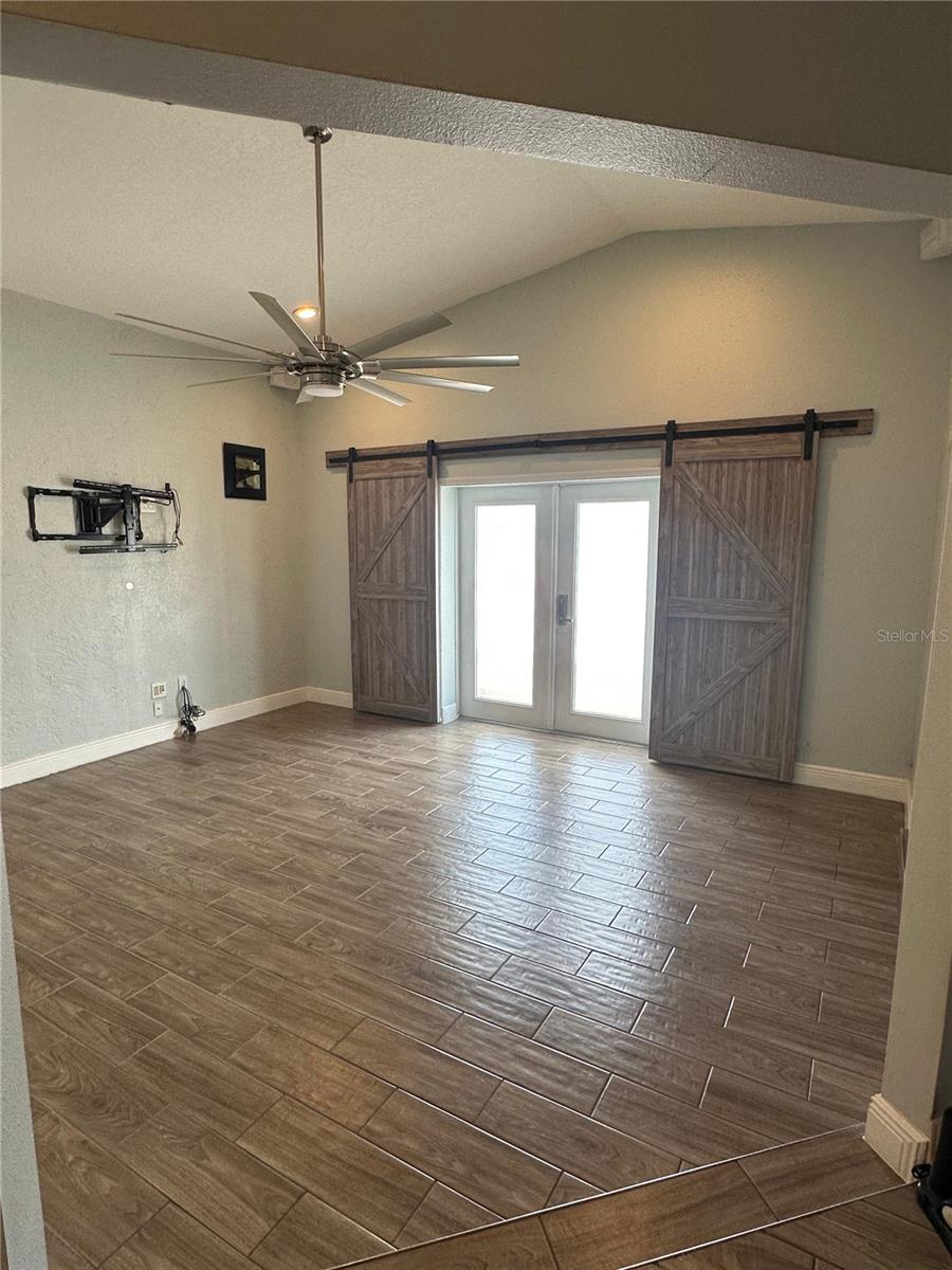 Image 7 of 24 For 2970 Woolridge Drive