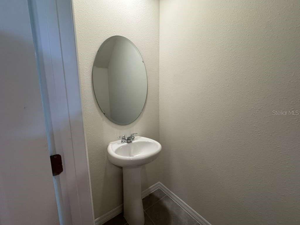 Image 30 of 31 For 2333 Penguin Blvd