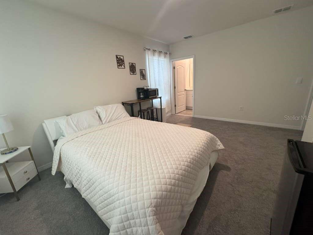 Image 8 of 31 For 2333 Penguin Blvd