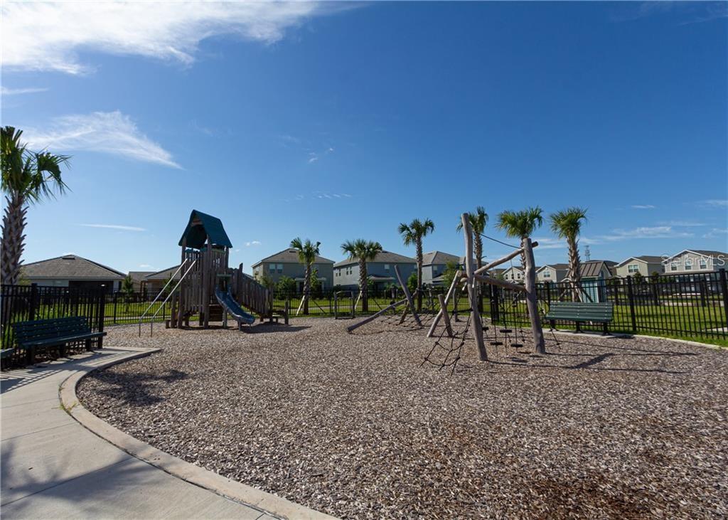 Image 14 of 16 For 11657 Fiction Avenue