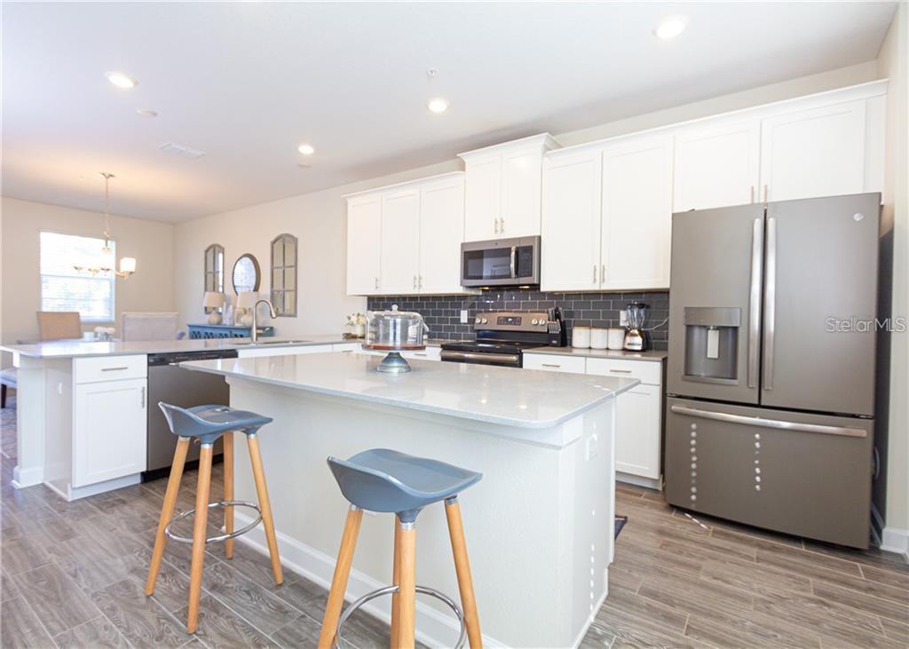 Image 4 of 16 For 11657 Fiction Avenue