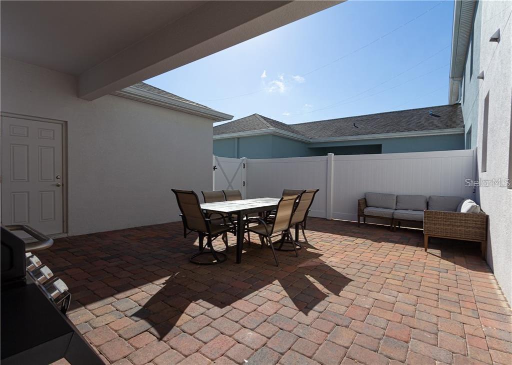 Image 6 of 16 For 11657 Fiction Avenue