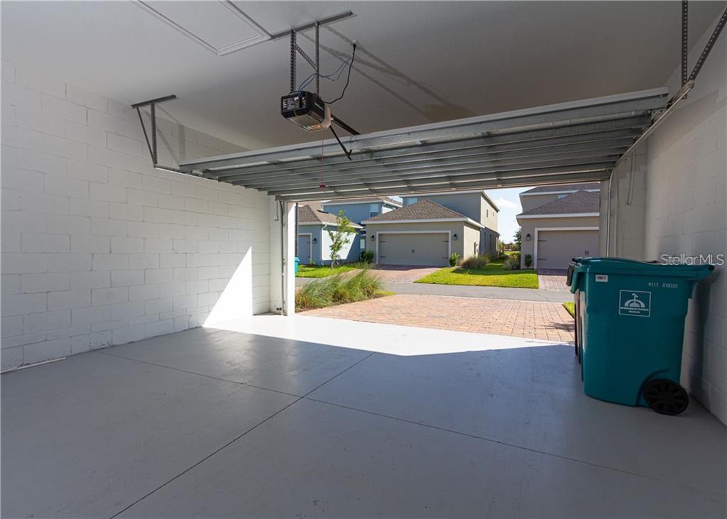 Image 8 of 16 For 11657 Fiction Avenue