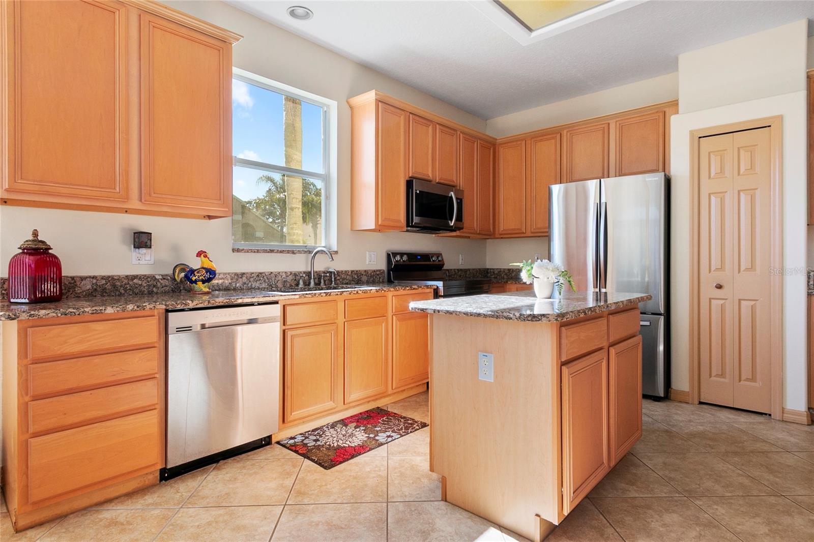 Image 11 of 44 For 2801 Baywood Lane