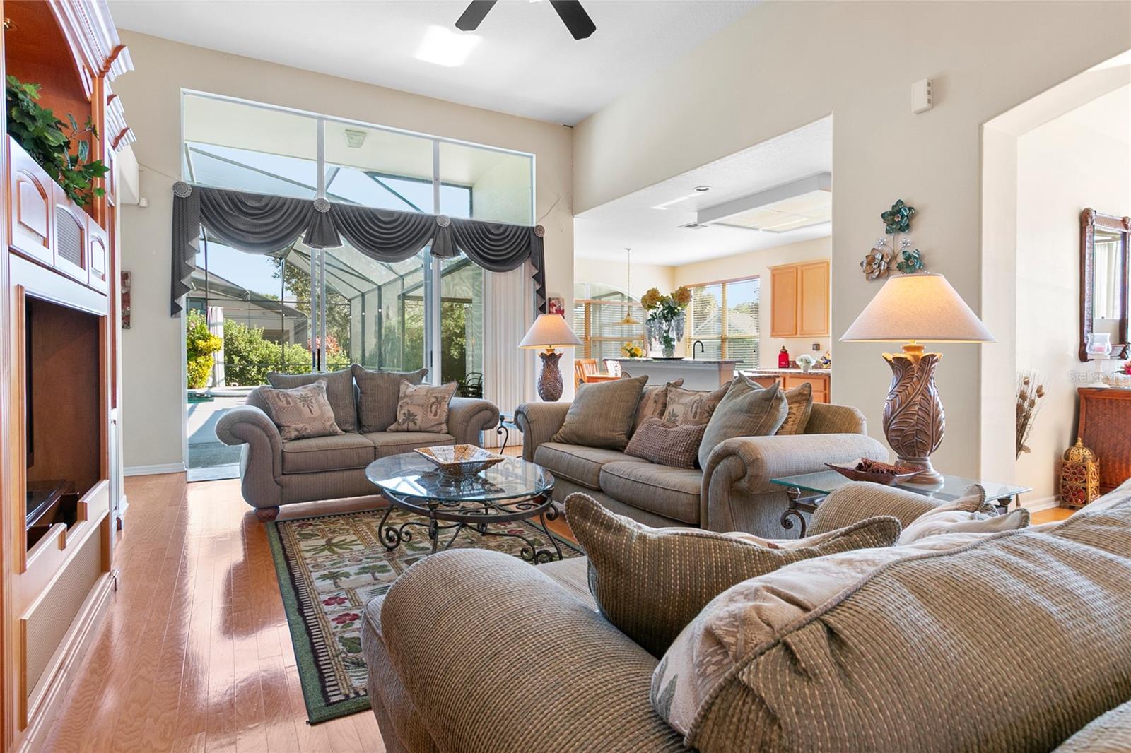 Image 7 of 44 For 2801 Baywood Lane