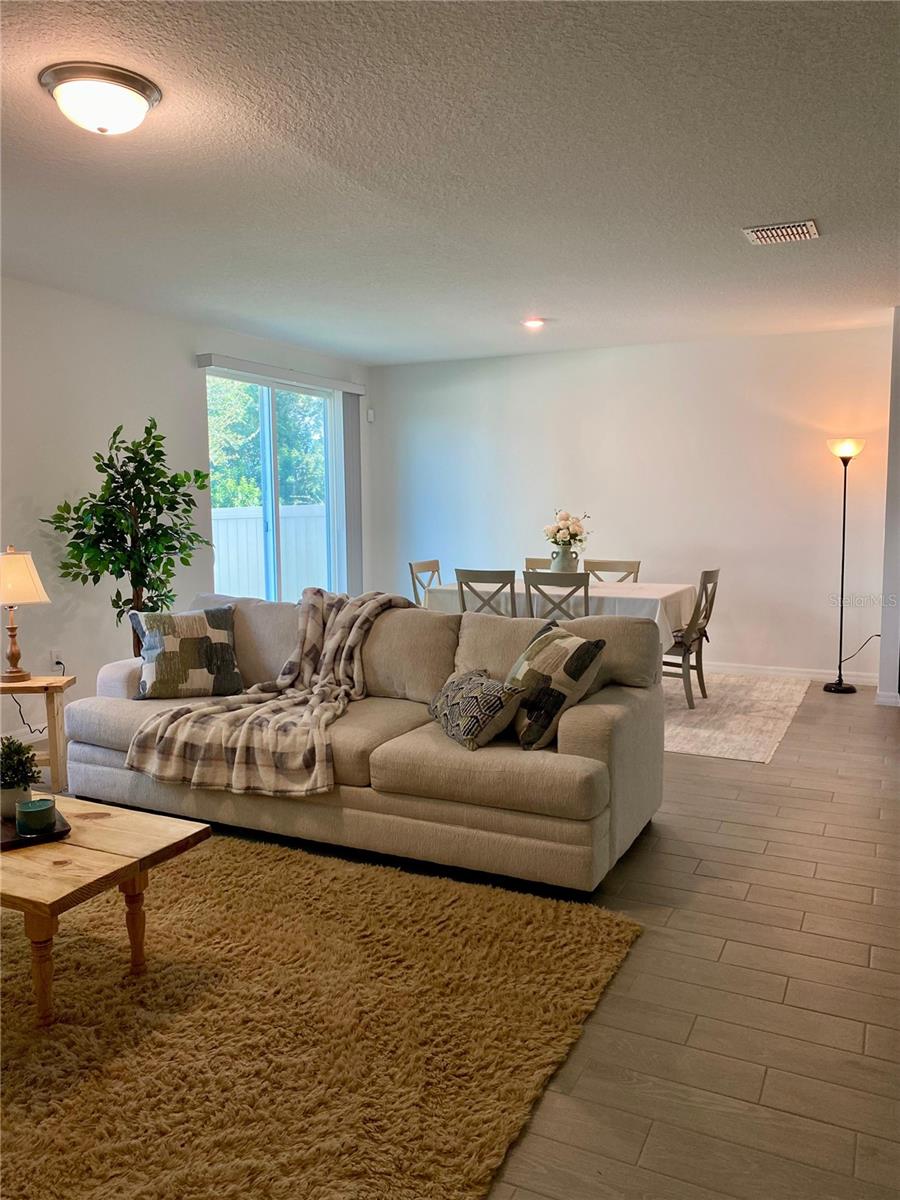 Image 10 of 38 For 3102 Laurel Oak Lane