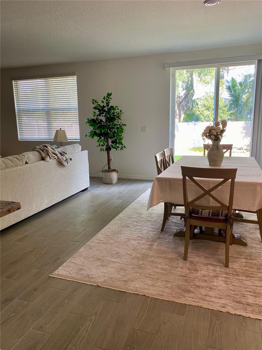 Image 11 of 38 For 3102 Laurel Oak Lane