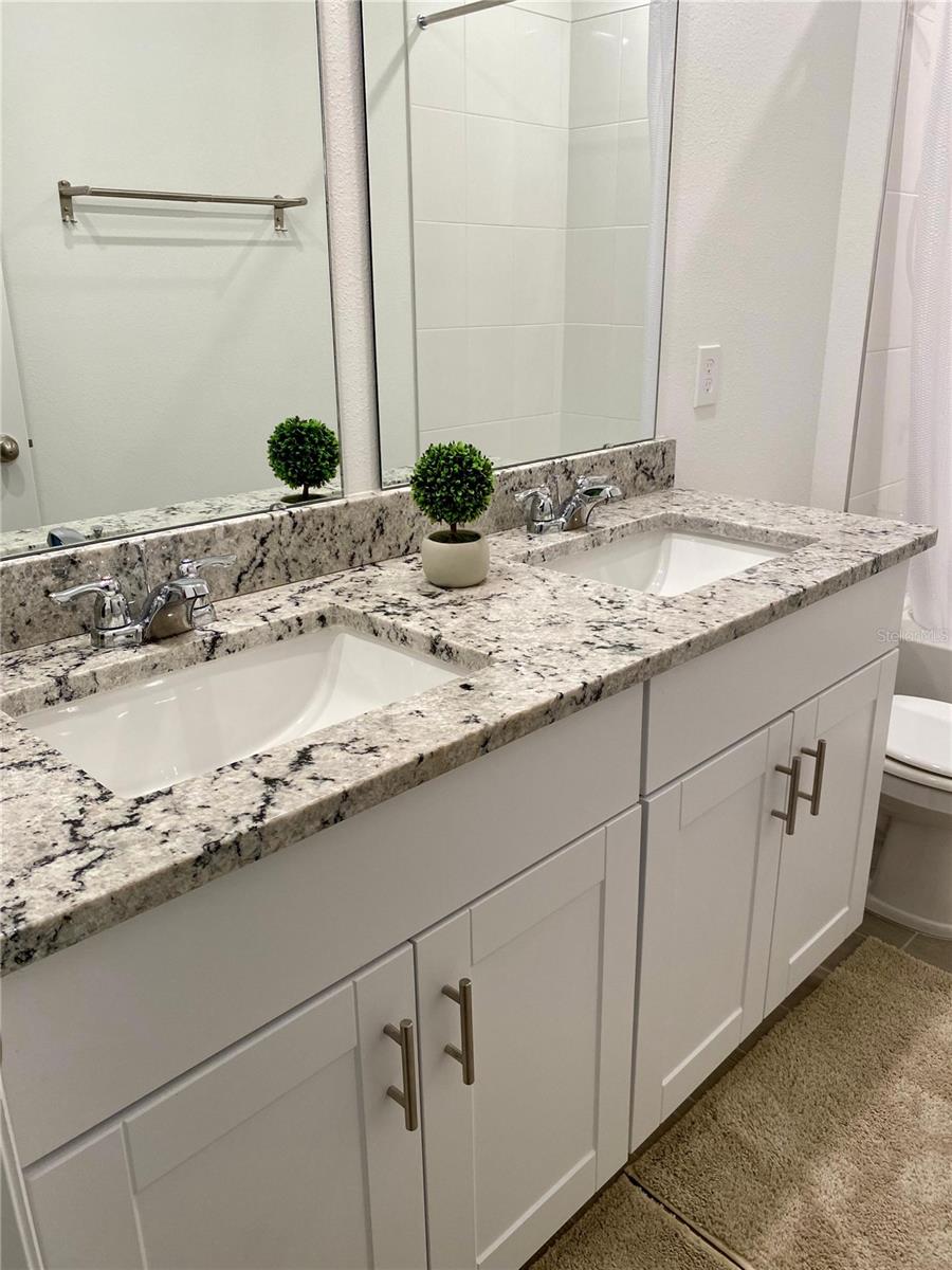 Image 24 of 38 For 3102 Laurel Oak Lane