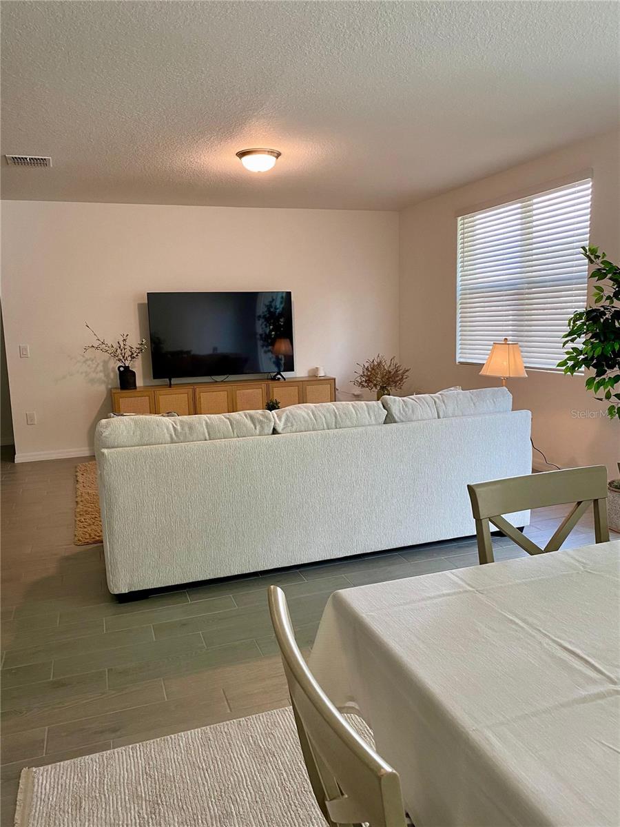 Image 30 of 38 For 3102 Laurel Oak Lane