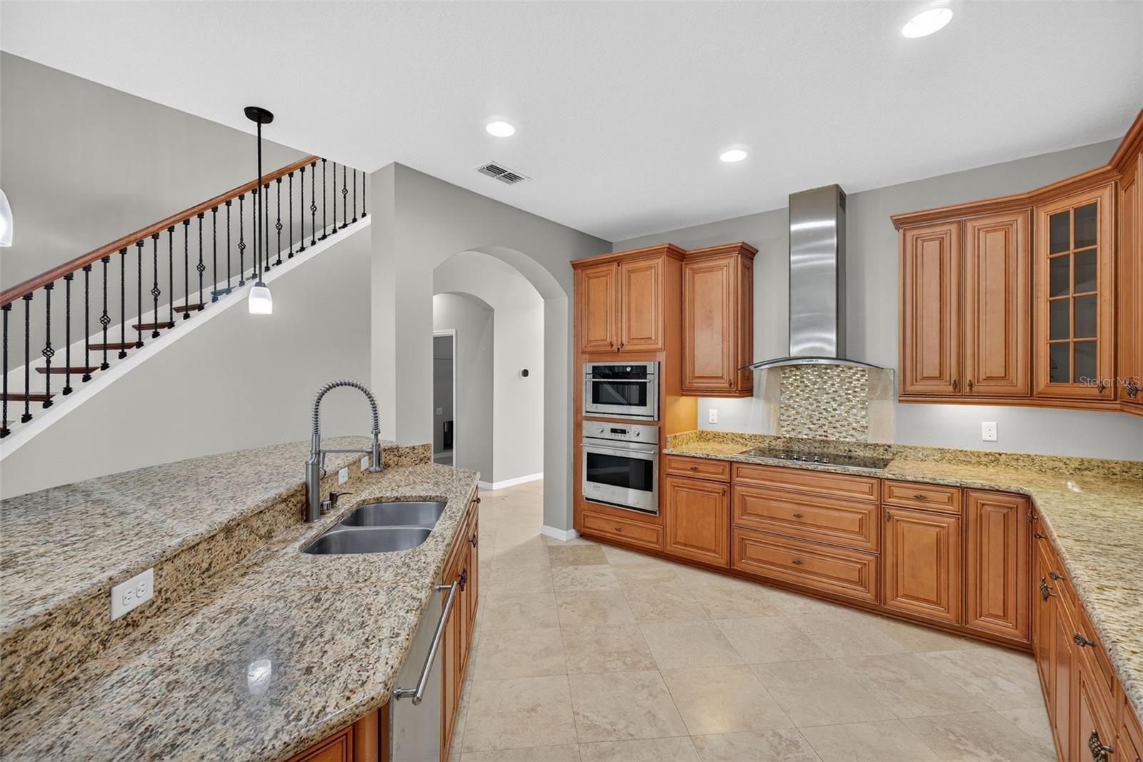 Image 11 of 93 For 1432 Brookhaven Court