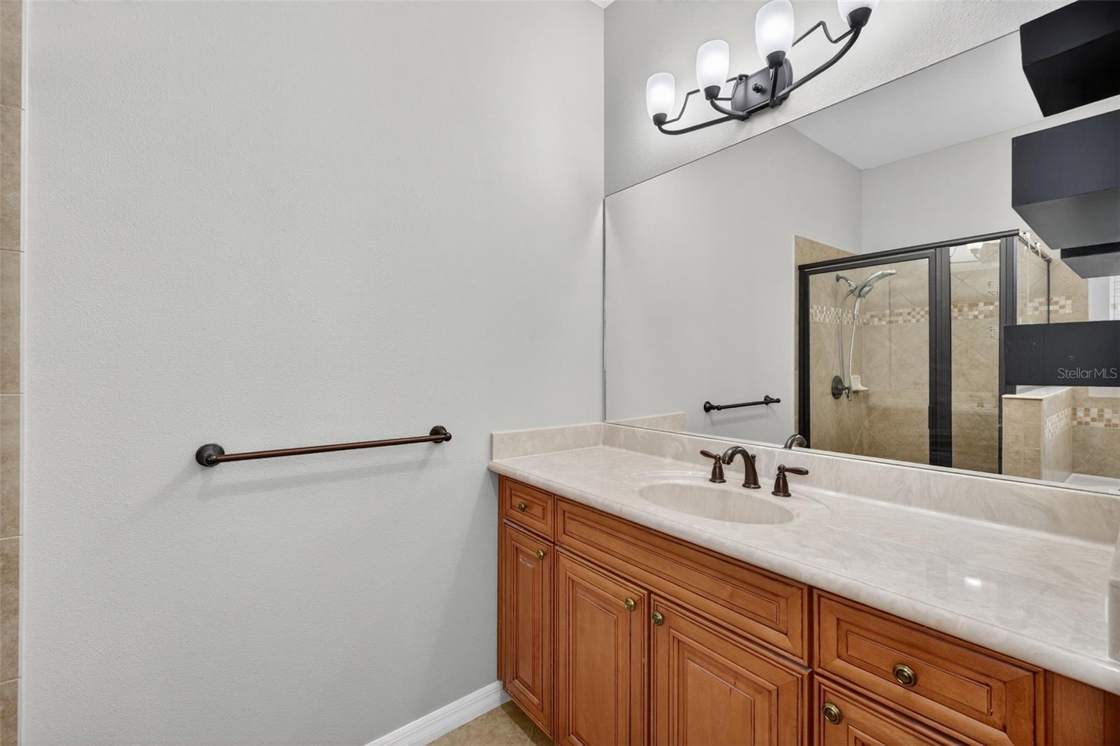 Image 32 of 93 For 1432 Brookhaven Court