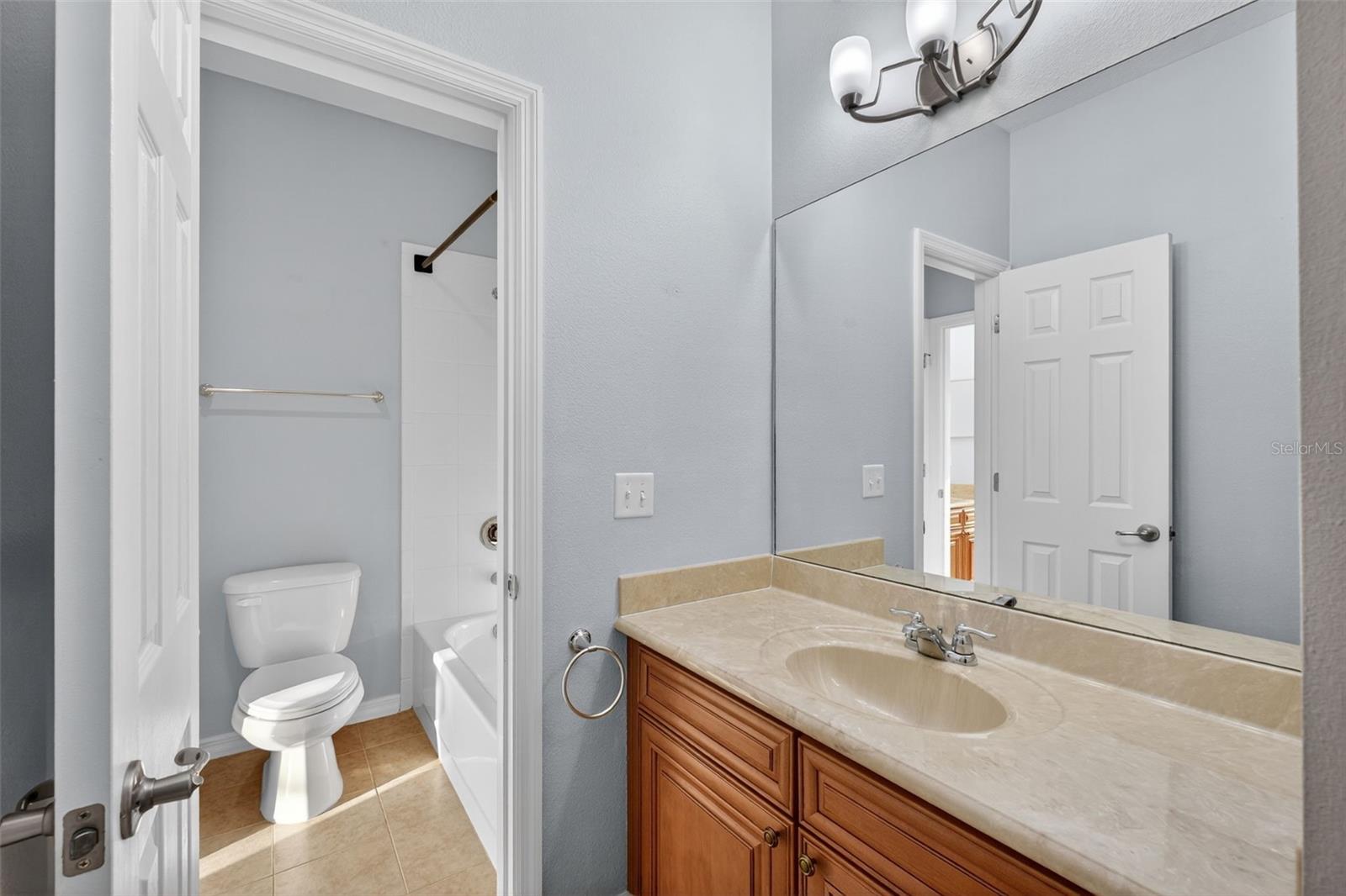 Image 47 of 93 For 1432 Brookhaven Court