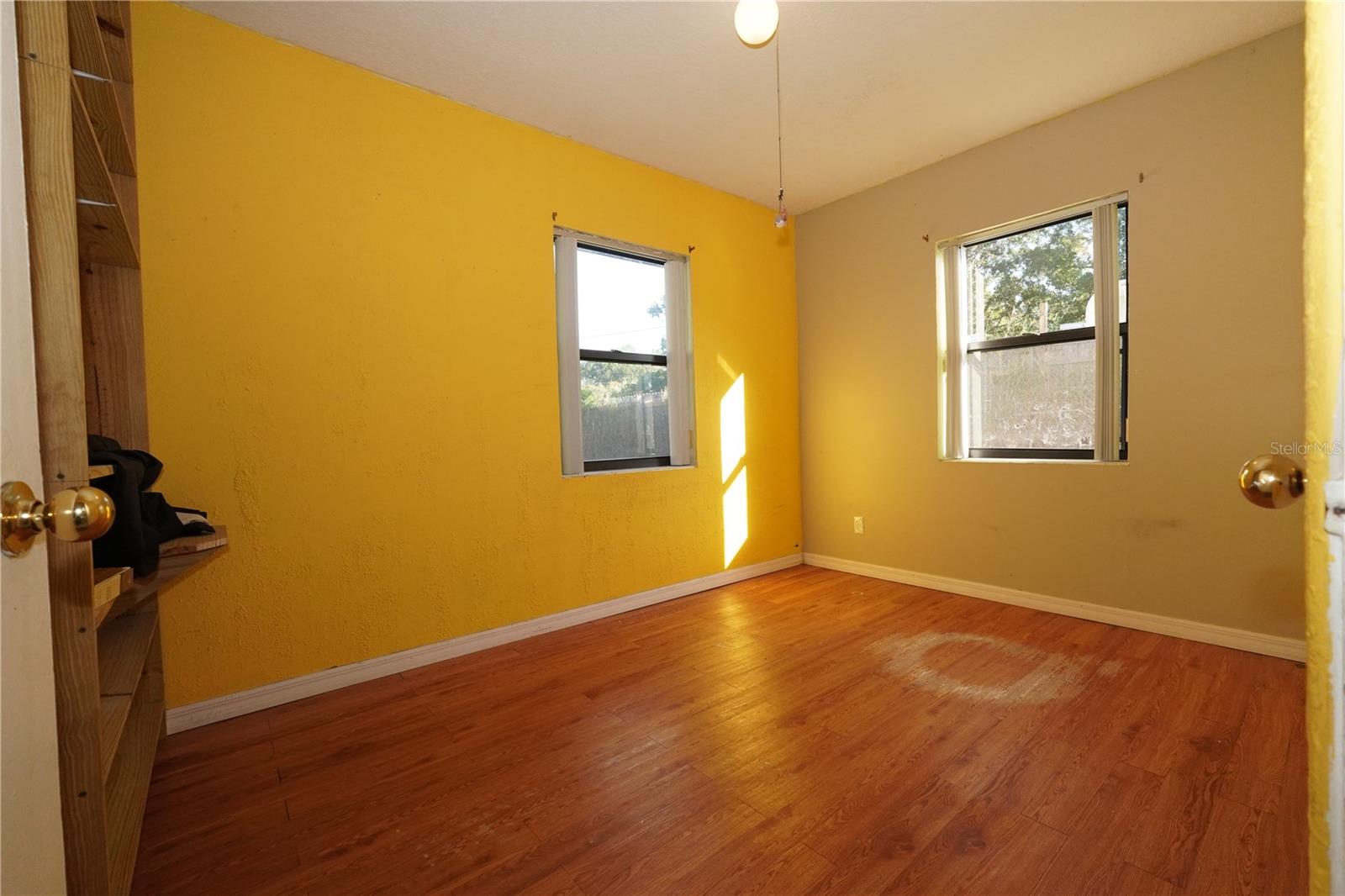 Image 6 of 24 For 926 28th Street Nw