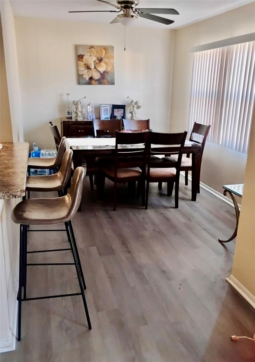 Image 10 of 25 For 9942 Turf Way 7