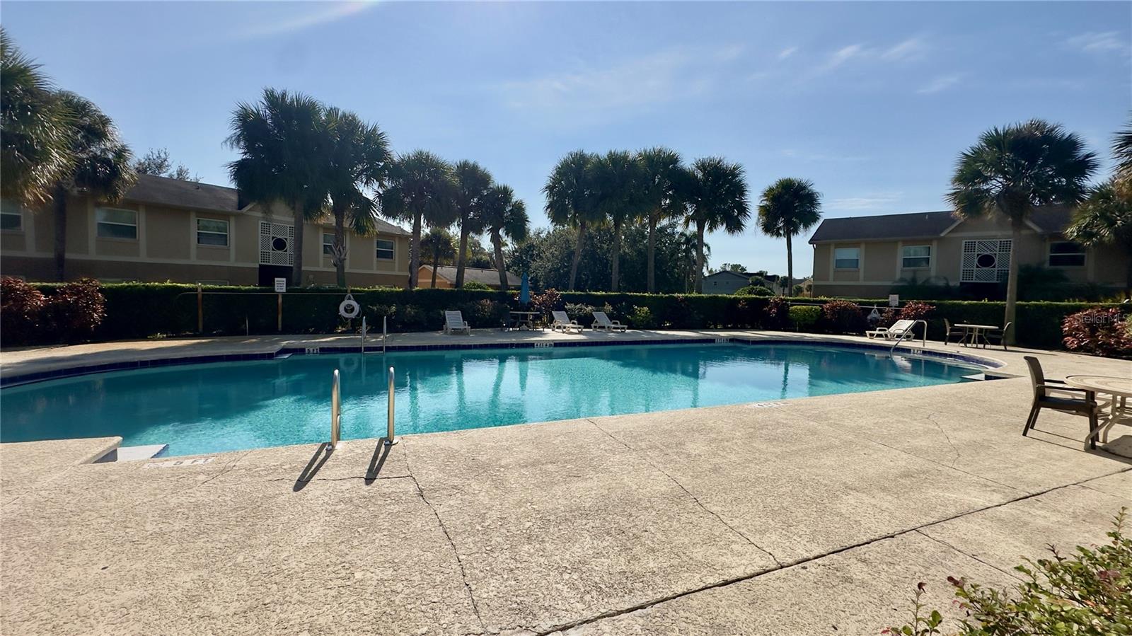 Image 16 of 25 For 9942 Turf Way 7