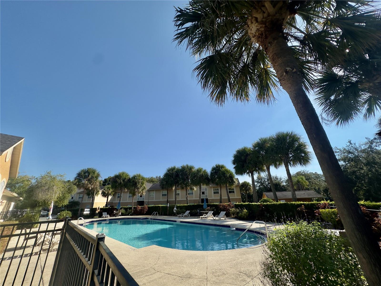 Image 18 of 25 For 9942 Turf Way 7