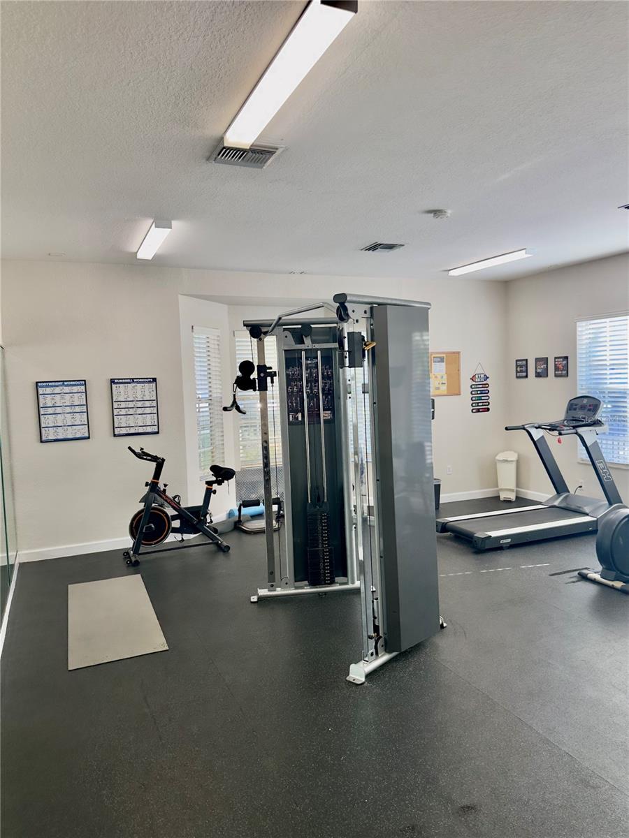 Image 22 of 25 For 9942 Turf Way 7