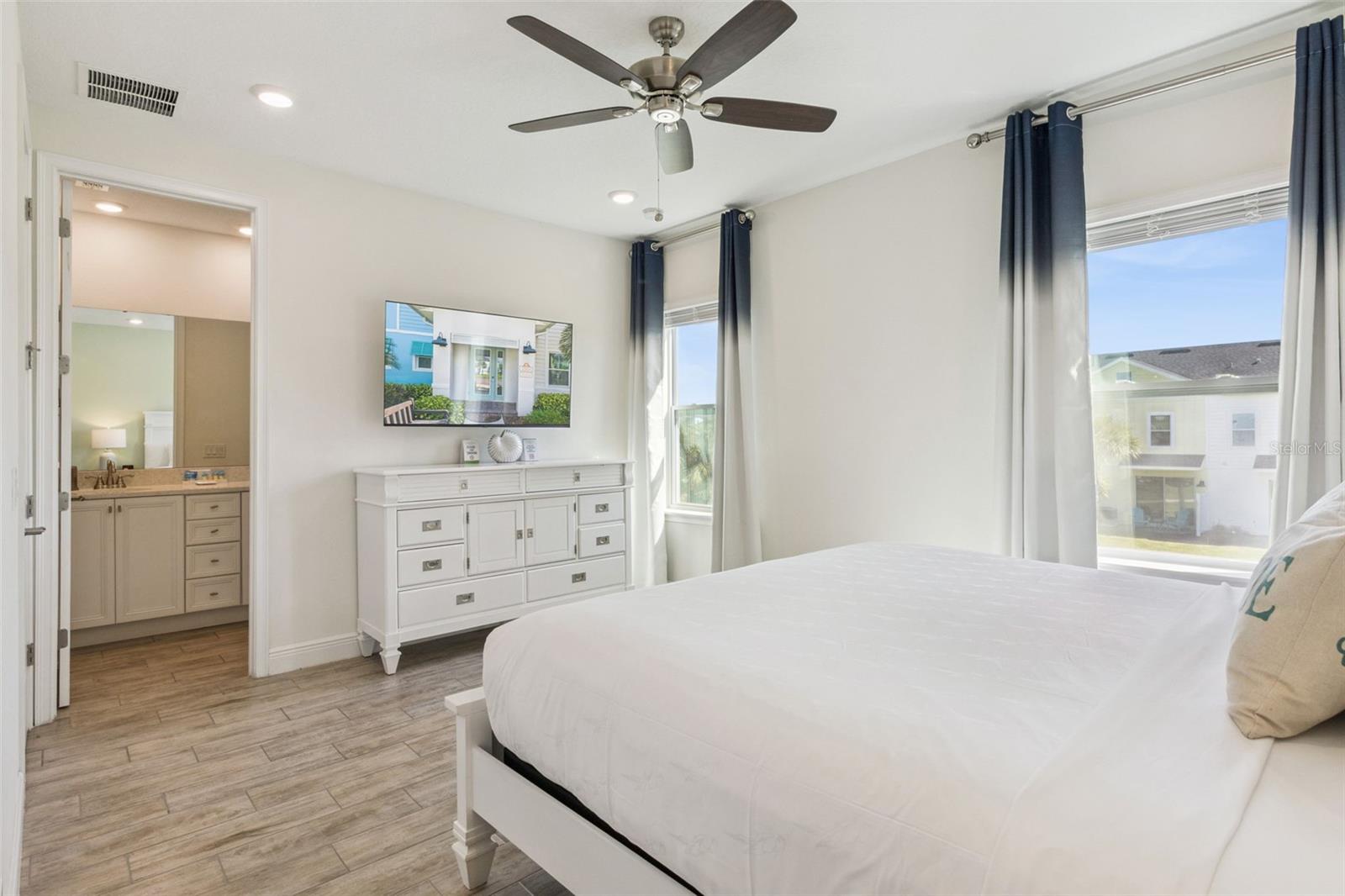 Image 13 of 55 For 2933 Caribbean Soul Drive