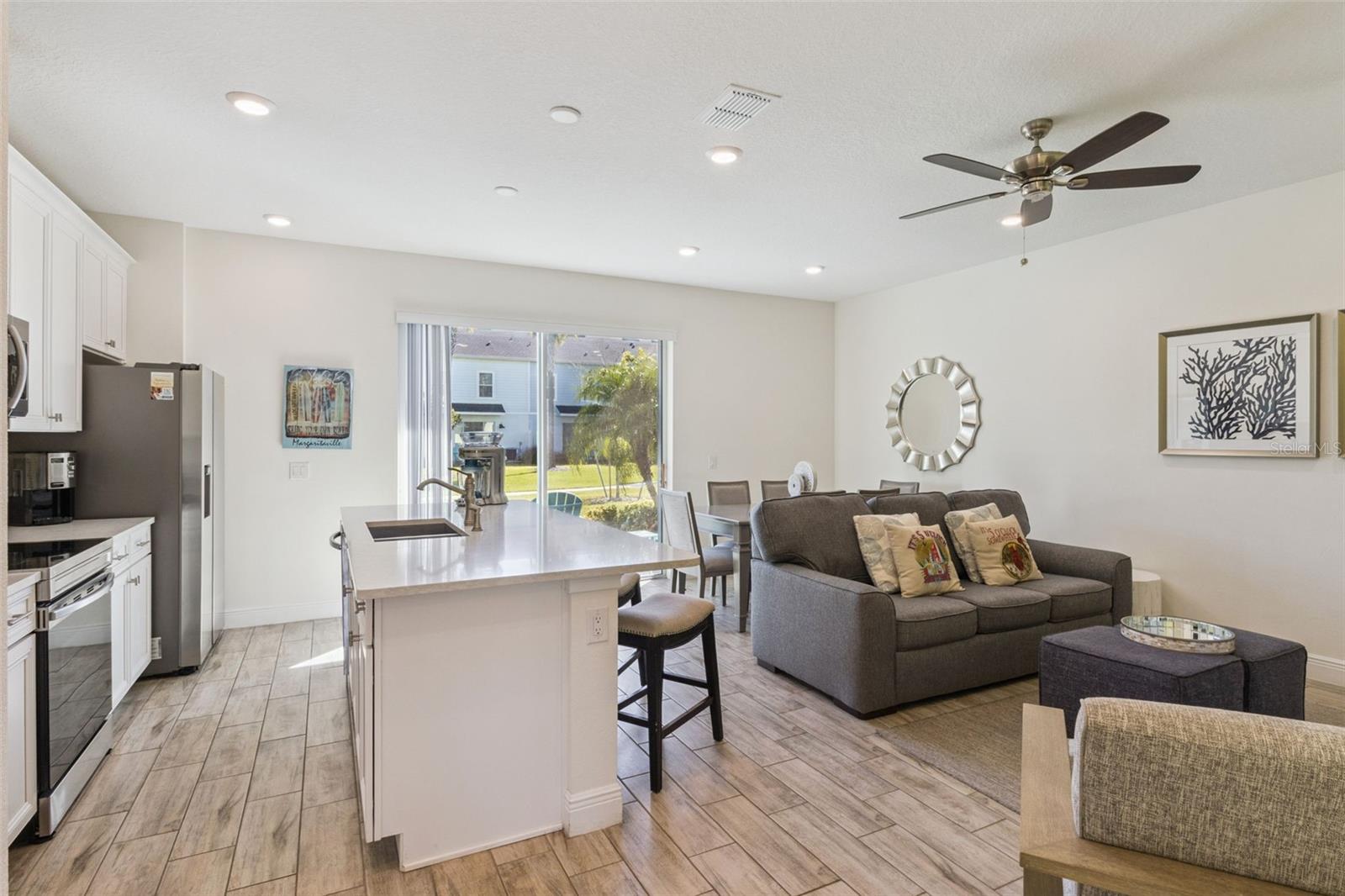 Image 4 of 55 For 2933 Caribbean Soul Drive