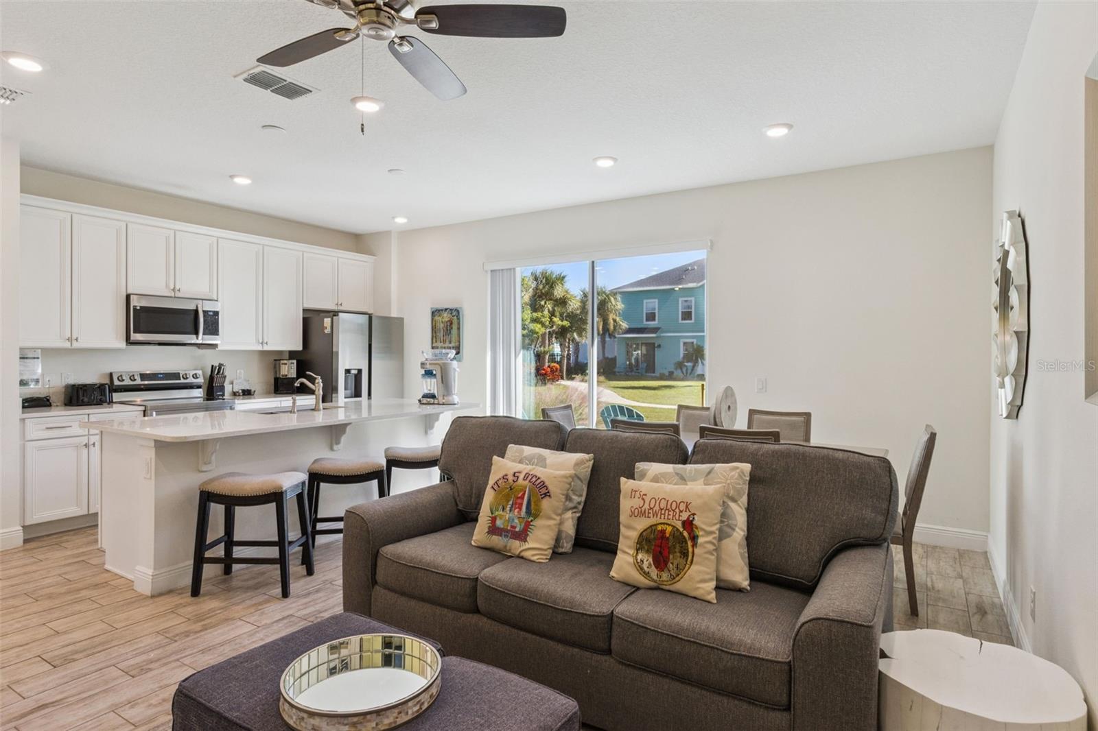 Image 5 of 55 For 2933 Caribbean Soul Drive